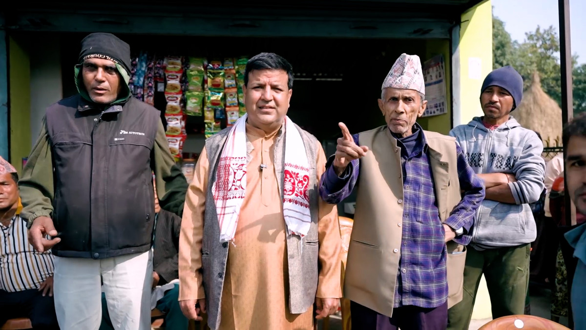 डा. सुनिल शर्मा मोरङ–३ मा घरदैलो अभियानमा सक्रिय