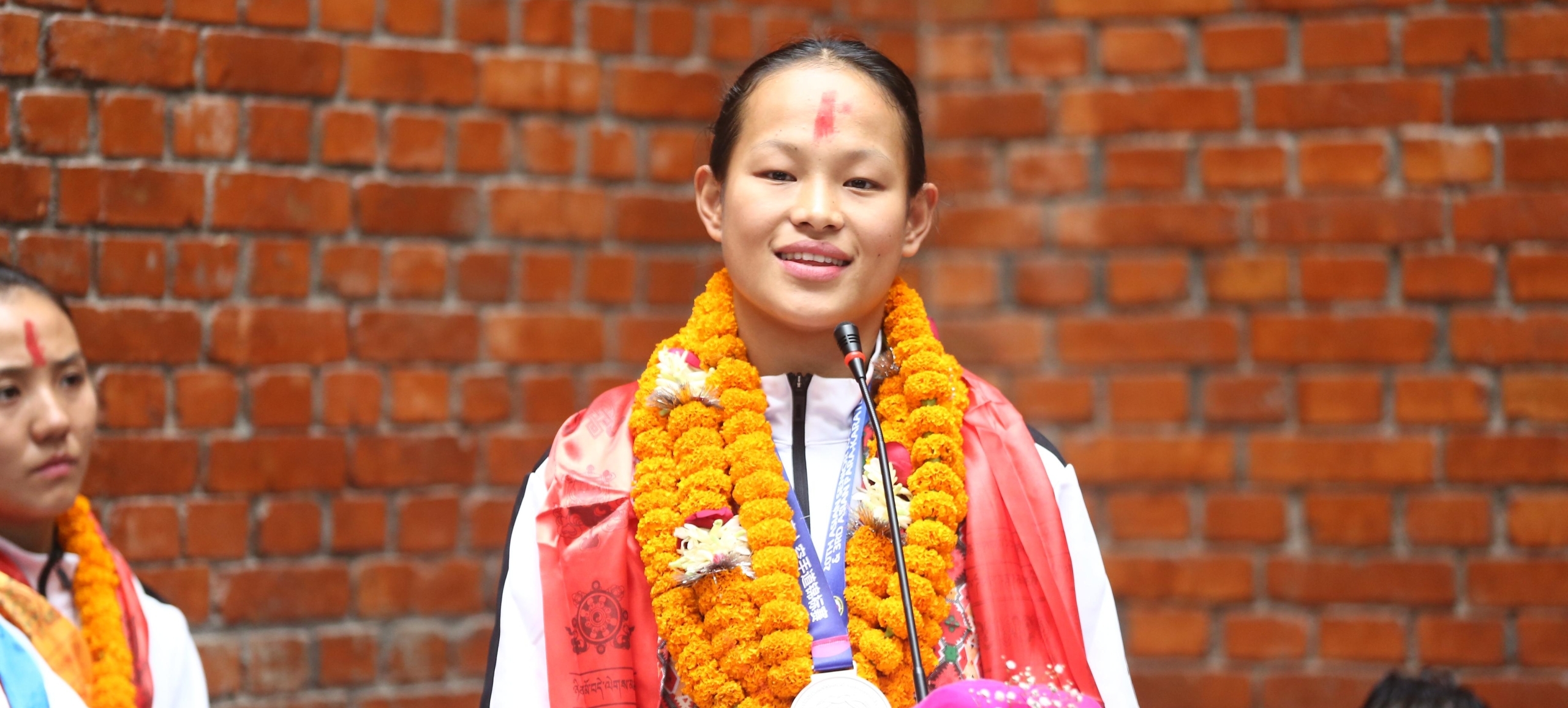 कराते स्टार एरिका स्वदेश फर्किन्, विमानस्थलमा भव्य स्वागत