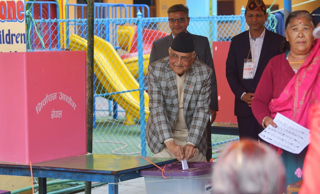 भक्तपुरमा मतदान गरेपछि झापा नजाने भए ओली