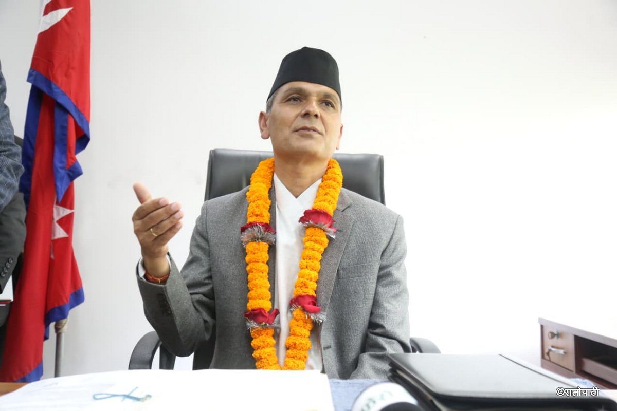 सिंहदरबारको संरचना कहिले ठिकठाक हुन्छ ? गृहमन्त्री अर्यालको जवाफ