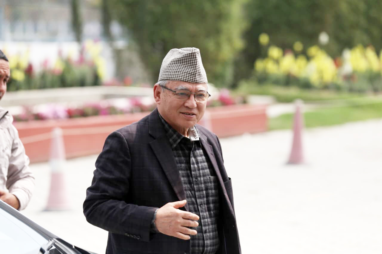 एमाले संसदीय दलको नेतामा बादल चयन