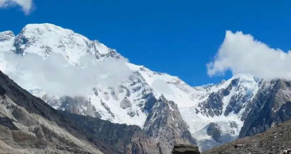 ब्रड पिक हिमपहिरो : १० मध्ये ८ आरोहीको शव फेला, दुई अझै बेपत्ता
